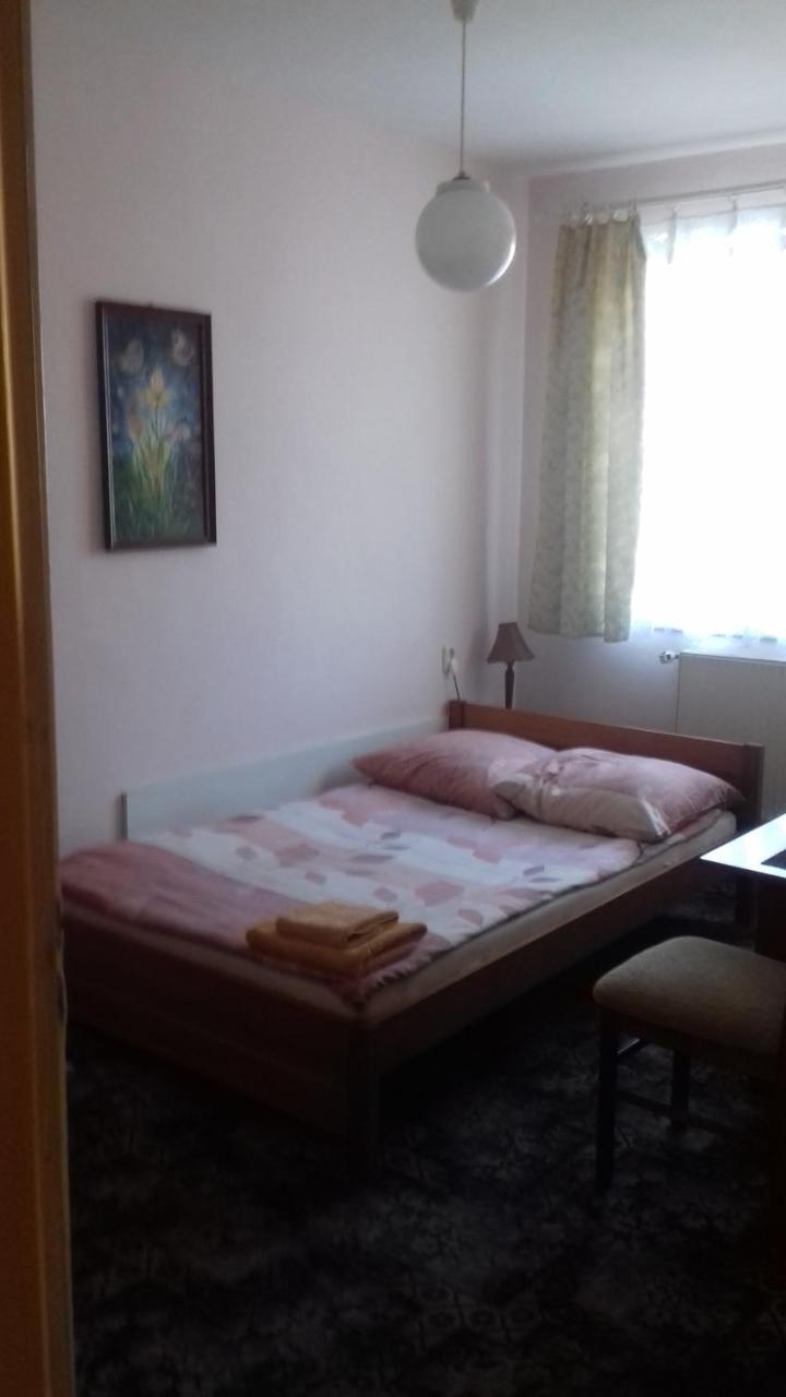 Hostel Jax Torun Exterior foto